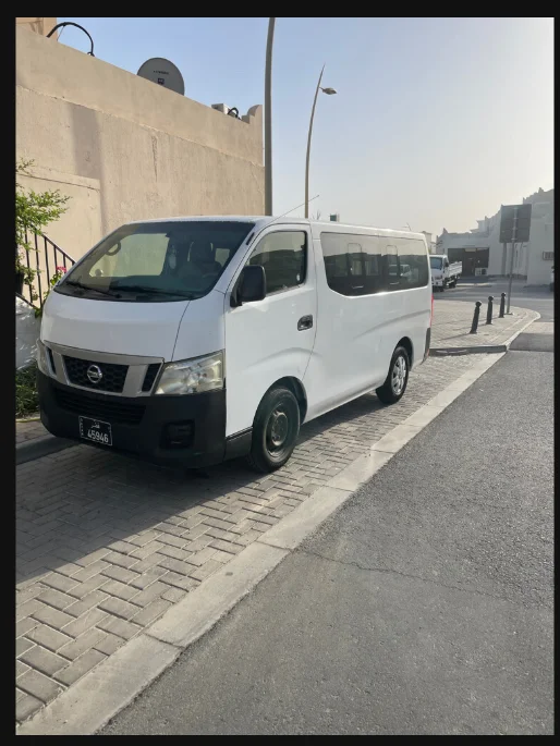 نيسان باص    NV350
