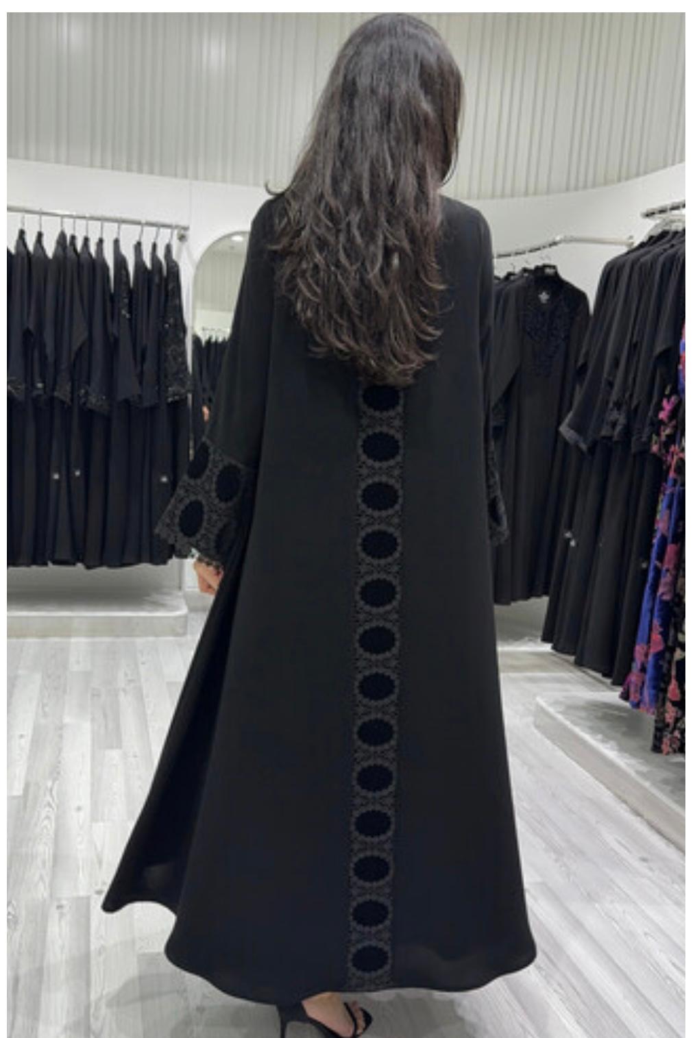 عبايات مترفه